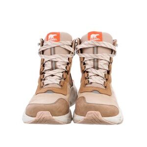 NWT Women’s Sorel suede colorblock lace up boots. Size 6